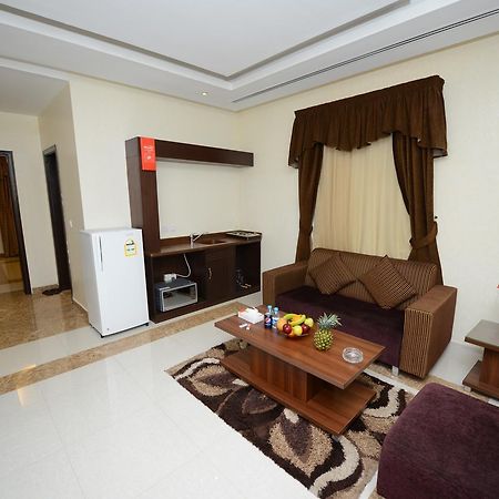 Hotelier Suites Riyadh Eksteriør billede