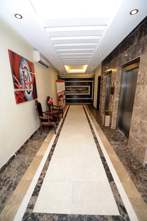 Hotelier Suites Riyadh Eksteriør billede