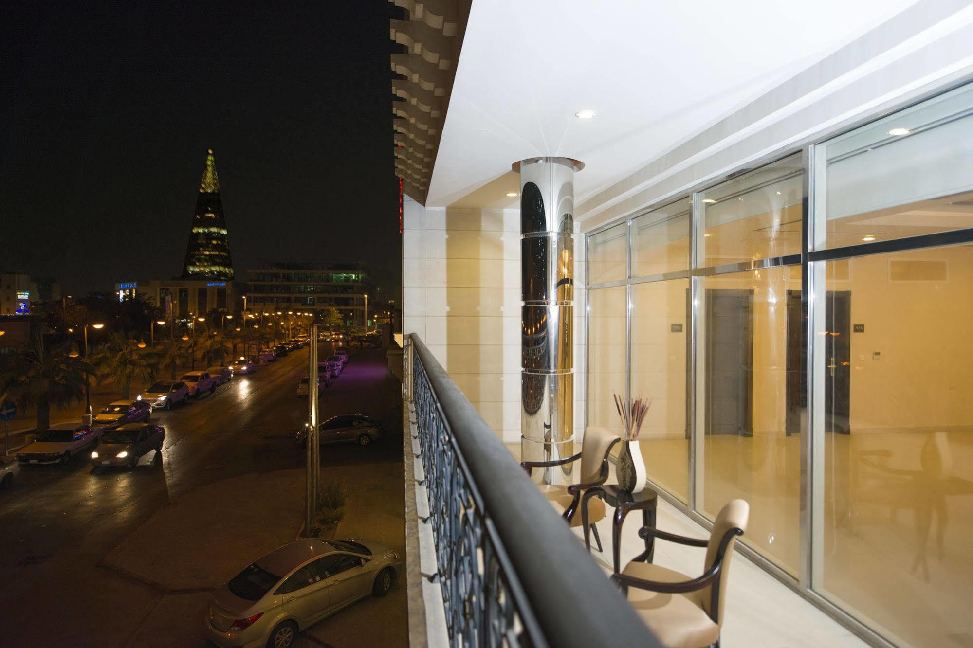 Hotelier Suites Riyadh Eksteriør billede